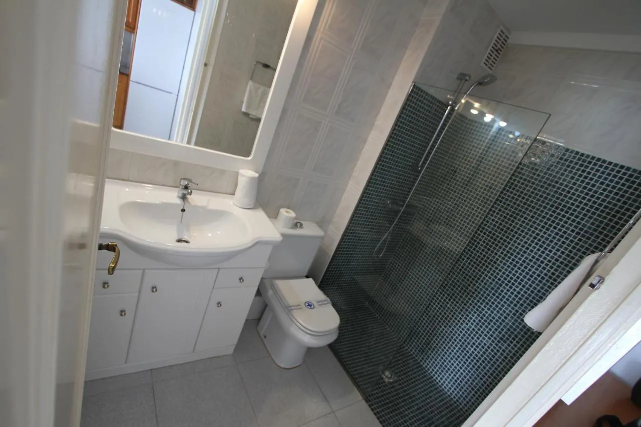 公寓 Click&Booking Farus Mar Apartamento 萨洛